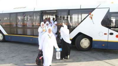 وصول جميع حجاج السياحة إلى الأراضي المقدسة