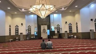 الحكومة تكشف حقيقة الزام المصلين بسداد فواتير الكهرباء الخاصة بالمساجد 