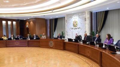 «الوزراء» يستعرض الخطة الاستثمارية المقدمة من شركة "ألستوم" الفرنسية لإنشاء مجمع صناعيّ بمدينة برج العرب