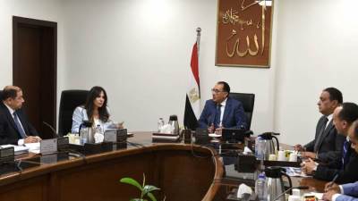 رئيس الوزراء يتابع مستجدات العمل بمشروع تنمية المنطقة الاقتصادية للمثلث الذهبي