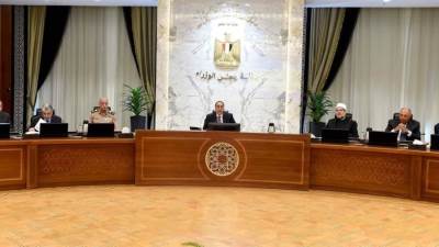 رئيس الوزراء يوجه بسرعة تنفيذ مشروعات تطوير الخدمات بواحة سيوة