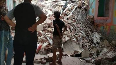 وزير التنمية المحلية يوجه بإخلاء العقارات المجاورة للعقار المنهار بحدائق القبة 