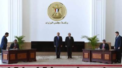 رئيس الوزراء يشهد توقيع بروتوكول تعاون بشأن إصدار تراخيص المشروعات الصناعية داخل المناطق الحرة والاستثمارية