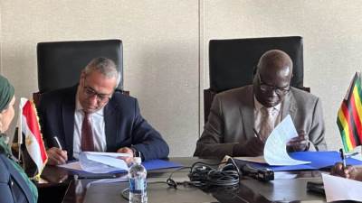 توقيع مذكرة تفاهم بين  شركة «العاصمة الإدارية» ومؤسسة تنمية المدينة الجديدة في زيمبابوي   