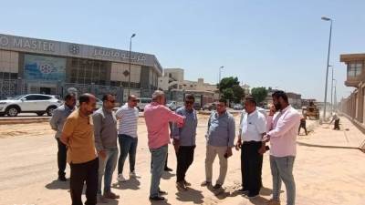 رئيس جهاز العبور يتفقد أعمال تطوير الطرق بالمنطقة الصناعية والأحياء السكنية بالمدينة