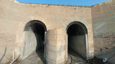 وزير الري يتابع أعمال تأهيل الترع الآخذة من ترعة الإبراهيمية أسفل خط السكة الحديد «القاهرة -أسوان»