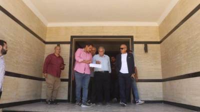 مسئولو الإسكان يتفقدون مرافق وخدمات وحدات "سكن كل المصريين" بالعاشر