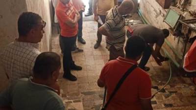 حملات مكثفة لإزالة التعديات على شبكة مياه الشرب بالإسكندرية