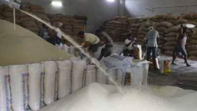 رئيس الشعبة:"لا أزمة فى توافر الارز والمحصول الجديد لا يجد مشتريا"