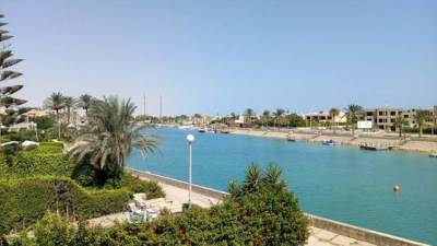 وزير الإسكان يٌصدر قراراً بإزالة تعديات بمركز مارينا العلمين