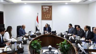 رئيس الوزراء يتابع نشاط عمل شركة الشرقية «إيسترن كومباني» وأوامر بزيادة التوريد للمواد الخام لضبط الأسعار 