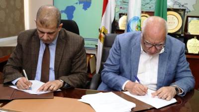 بتكلفة 16.5 مليون يورو ..  «مياه الفيوم» توقع عقود إنشاء محطات معالجة كفر محفوظ واللاهون