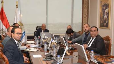 وزير قطاع الأعمال العام يبحث مع "H&H" الهندية التعاون في مجال المستحضرات الطبية