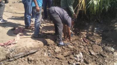 حملات مكثفة لإزالة التعديات على شبكة مياه الشرب بالأسكندرية 