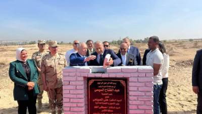 وزير التموين يضع حجر أساس لثاني مخزن استراتيجي بالأفصر  وباستثمارات  1.5 مليار جنيه 
