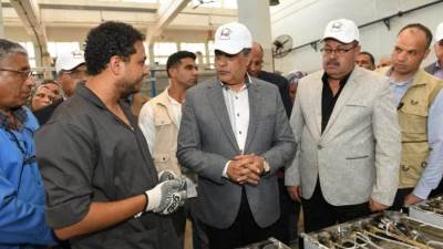 وزير الانتاج الحربى يتفقد شركة حلوان للصناعات المعدنية ويؤكد: صرح صناعى لتنفيذ المشروعات القومية