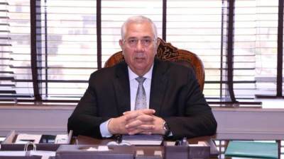 وزير الزراعة:الإفراج عن 7.3 مليون طن أعلاف خلال 10 شهور بإجمالي 3.5 مليار دولار 