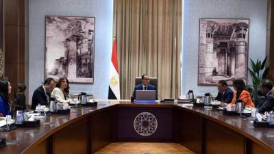 مدبولي : مستعدون لتقديم حزمة محفزات لتوطين صناعة السيارات