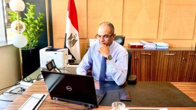 نائب وزير الإسكان  يترأس اجتماع اللجنة الفنية لتسيير أعمال مشروع تطوير الصرف الصحي للقرى الملوثة لمصرف كيتشنر