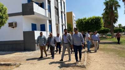وزير الإسكان يتابع أعمال التطوير وموقف المبادرة الرئاسية "سكن كل المصريين " بمدينة السادات