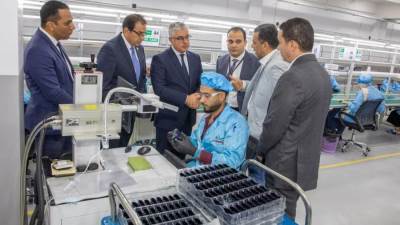 افتتاح أول مصنع خط إنتاج لإكسسوارات المحمول للعلامة التجارية Infinix بالمنطقة الاقتصادية لقناة السويس