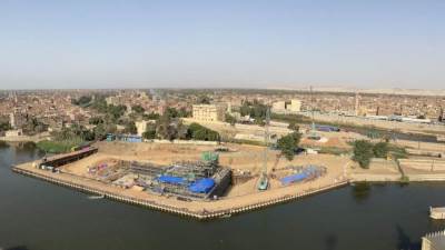 «سويلم» يتابع الموقف التنفيذى لمشروع مجموعة قناطر ديروط الجديدة