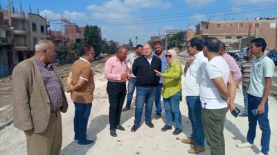 نائب محافظ الجيزة يتفقد مشروع التطوير والرصف  بطريق طراد النيل بمركزي أوسيم ومنشأة القناطر  ويوجه برفع معدلات التنفيذ