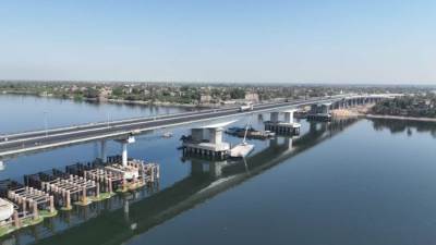 محافظ الأقصر يتفقد سير أعمال مشروع المحور الذى يربط الطريق الصحراوي الشرقي بالطريق الغربى