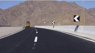 بسبب السيول .. غلق طريق «شرم الشيخ_ دهب» فى الاتجاهين 