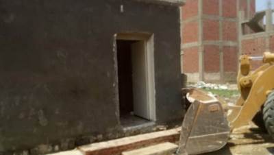 محافظ القاهرة: لا تهاون فى إزالة المخالفات البنائية مهما كان حجمها أو موقعها 