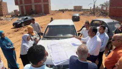 رئيس جهاز الشروق يتفقد  منطقة الرابية المضافة للمدينة.. ويلتقي قاطنيها لمناقشة مقترحاتهم