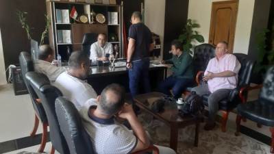 رئيس جهاز الشروق يلتقى سكان كمبوند «دار مصر» ويستكمل جولاته الميدانية بالمدينة