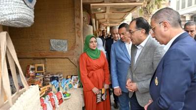 «مدبولى»:توجيهات رئاسية بدعم المشروعات الصغيرة والمتوسطة ومتناهية الصغر