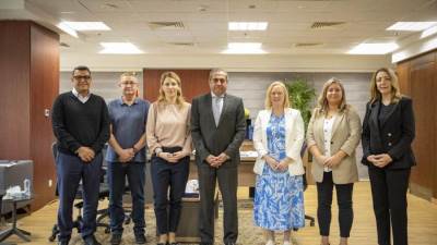 شركة العاصمة الإدارية تستقبل وفد البنك الأوروبي لإعادة الإعمار والتنمية