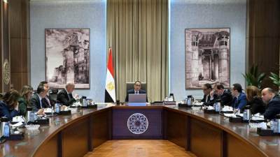 بالتعاون مع المطورين .. رئيس الوزراء يستعرض مبادرة جديدة لبيع الوحدات العقارية بالدولار 