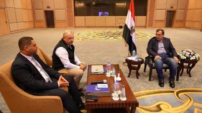 باستثمارات 2.5 مليار دولار .. توقيع عقد بحث جديد للتنقيب عن الذهب والمعادن