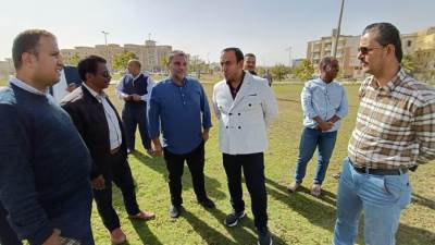 رئيس جهاز الشروق يُتابع أعمال تأهيل أعمدة الإنارة بغرب المدينة 