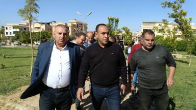 رئيس جهاز الشروق يتفقد الحى الثالث ويحرر محاضر للعقارات المخالفة