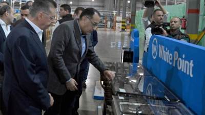 رئيس الوزراء يتفقد مصنع شركة «العبد» للأجهزة الكهربائية بمدينة السادات 