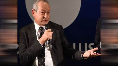 نجيب ساويرس يعتزم تنفيذ مشروع عقاري فى الإمارات بإستثمارات قد تصل إلى 15 مليار دولار 