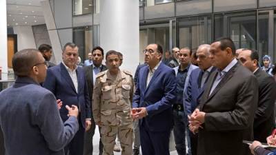 مدبولي: متابعة مستمرة للأعمال الجارية بالمتحف الكبير لافتتاحه بالكامل فى أقرب وقت