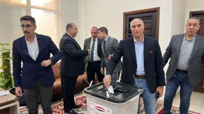 نواب هيئة المجتمعات العمرانية ومساعدوهم يدلون بأصواتهم في الانتخابات الرئاسية