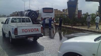 مياه الشرب بالبحر الأحمر تسحب مياه الأمطار بمدن سفاجا والقصير واستمرار حالة الطوارئ