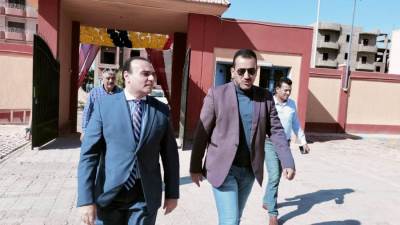 رئيس جهاز مدينة طيبة الجديدة يتابع سير العملية الانتخابية