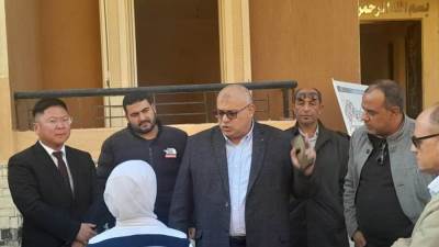 وفدٌ من «اقتصادية قناة السويس» ومستثمرين صينيين يدرسون الفرص الاستثمارية ببورسعيد الجديدة 