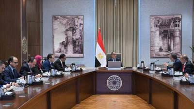 «مدبولى» يوجه بإعداد حصر شامل لإجمالي قطع الأراضي الصناعية