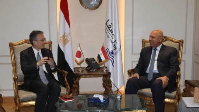 وزير النقل يبحث مع سفير اليابان بالقاهرة تقدم أعمال تنفيذ المرحلة الأولي للخط الرابع للمترو