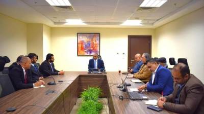 نائب وزير الإسكان يبحث التعاون مع شركة سعودية لتوطين صناعة مضخات مياه الشرب فى مصر