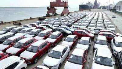 رئيس الجمارك: 194 ألف مصري بالخارج تقدموا بطلبات استيراد سيارات خلال شهرين