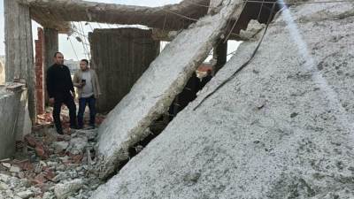 «الإسكان»: قرارات لإزالة مخالفات بناء وتعديات بالساحل الشمالي ومدينتي ملوي وطيبة الجديدتين